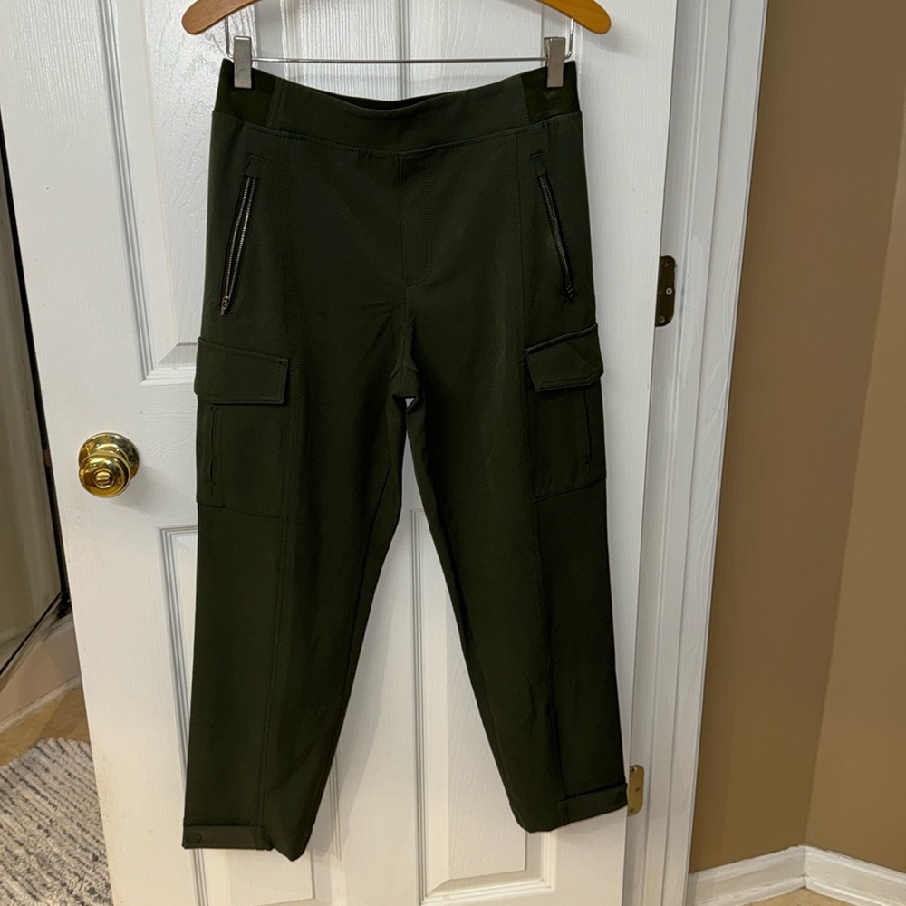 Athleta Endess Cargo pants